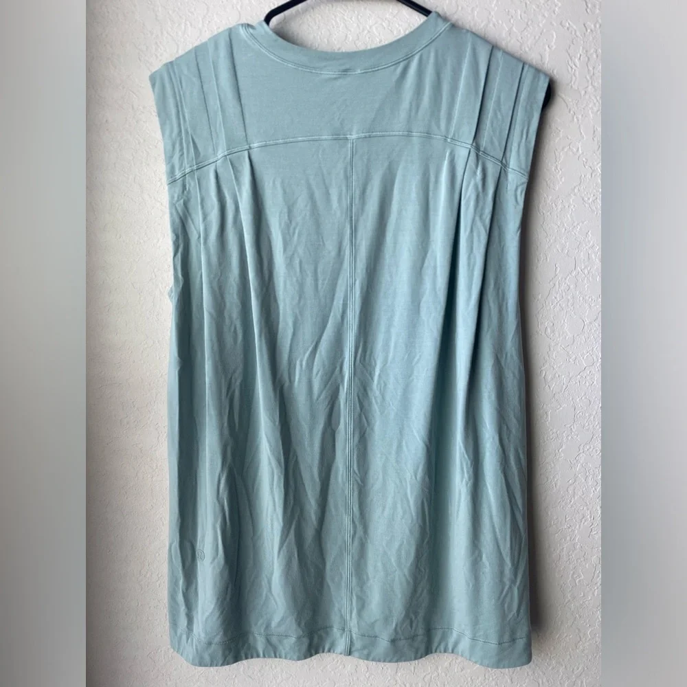 Lululemon Modal Pleated Shoulder Tank Top ~ Size 4 - Picture 4 of 6